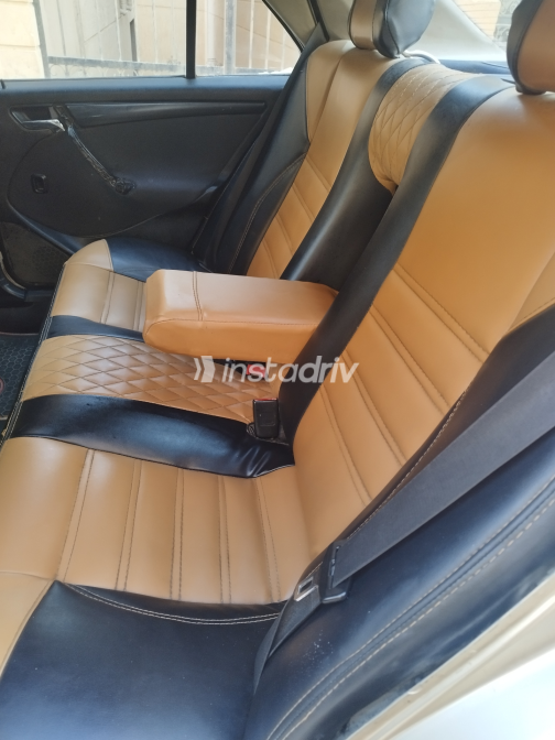 Mercedes C 180 2000 Gold Automatic Used for Sale in Greater Cairo ( Cairo + Giza) - 2