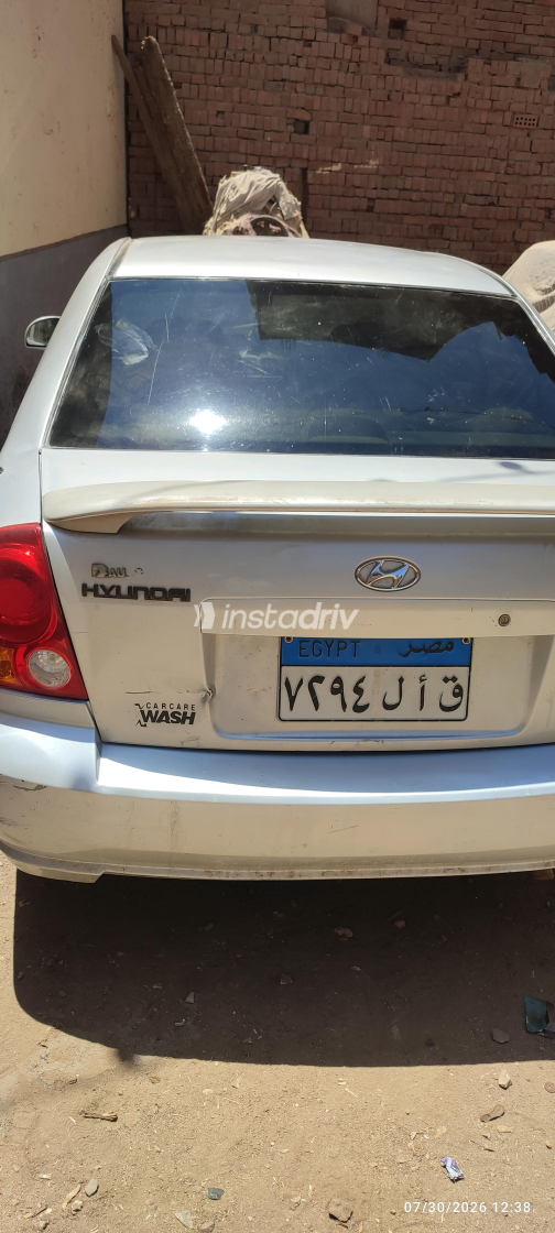Hyundai Verna 2016 Silver Manual Used for Sale in Greater Cairo ( Cairo + Giza) - 2
