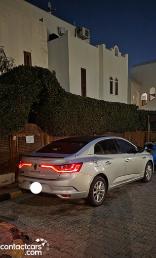 رينو ميجان 2021 فضي أوتوماتيك مستعملة للبيع في القاهرة الكبرى ( القاهرة - الجيزة)