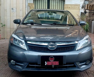 Byd F3 2023 Gray Automatic Used for Sale in Heliopolis