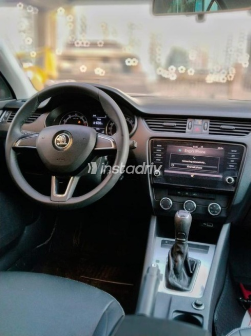 سكودا اوكتافيا A7 2020 أسود أوتوماتيك مستعملة للبيع في الهرم - 7