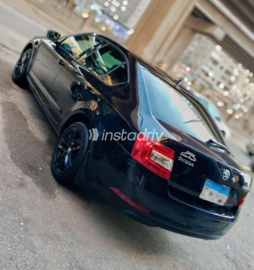 سكودا اوكتافيا A7 2020 أسود أوتوماتيك مستعملة للبيع في الهرم - 8