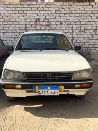 بيجو 505 1988 بيج أوتوماتيك مستعملة للبيع في القاهرة