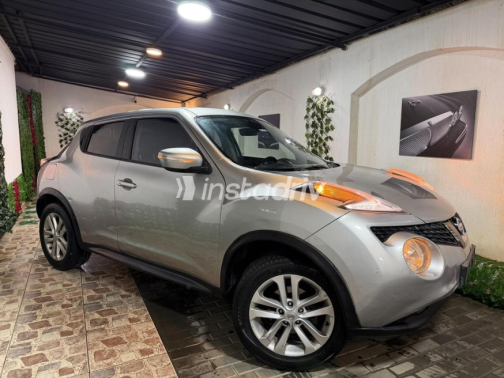 Nissan Juke 2015 Silver Automatic Used for Sale in Cairo - 2