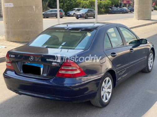 Mercedes C 180 2003 Dark Blue Automatic Used for Sale in Nasr city - 7