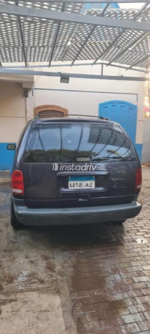Chrysler Voyager 1997 Blue Automatic Used for Sale in El Haram - 6