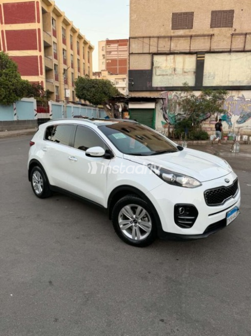 Kia Sportage 2018 White Automatic Used for Sale in Greater Cairo ( Cairo + Giza) - 4