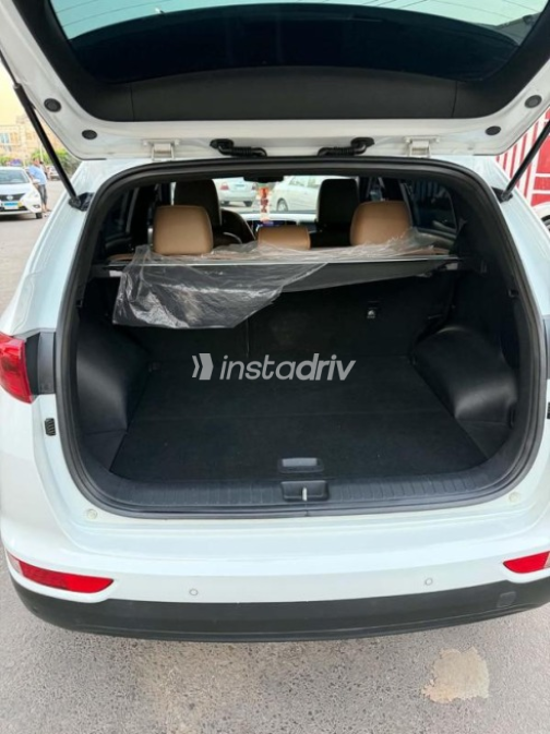 Kia Sportage 2018 White Automatic Used for Sale in Greater Cairo ( Cairo + Giza) - 8