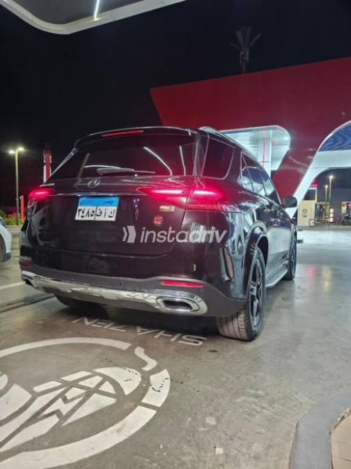 Mercedes GLE 450 2024 Black Automatic Used for Sale in Cairo - 7