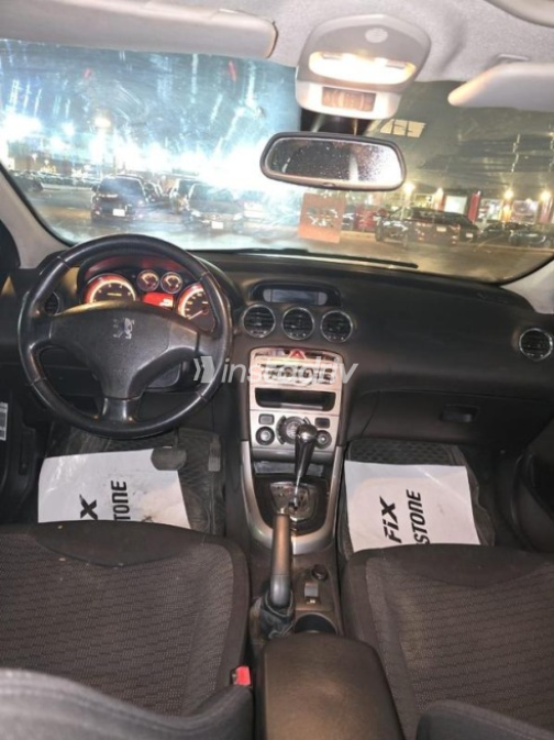 Peugeot 308 sw 2011 Dark Blue Automatic Used for Sale in 6 October - 3