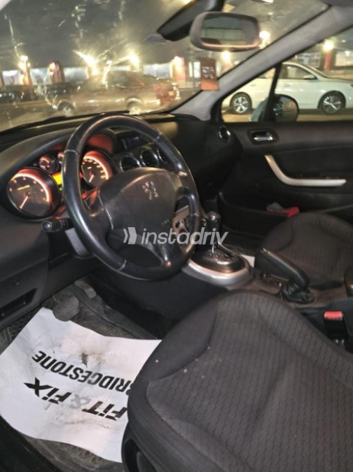 Peugeot 308 sw 2011 Dark Blue Automatic Used for Sale in 6 October - 4