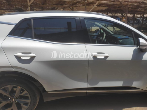 Kia Sportage 2024 White Automatic Used for Sale in Greater Cairo ( Cairo + Giza) - 8