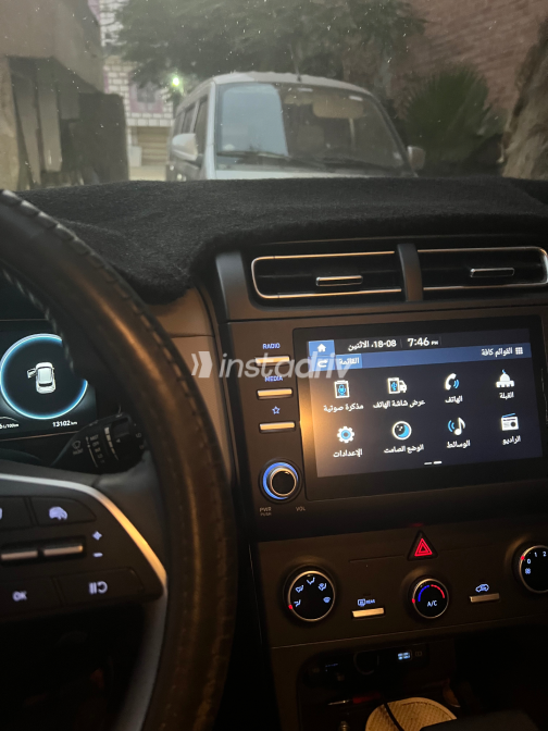Hyundai Creta 2025 Silver Automatic Used for Sale in Greater Cairo ( Cairo + Giza) - 2