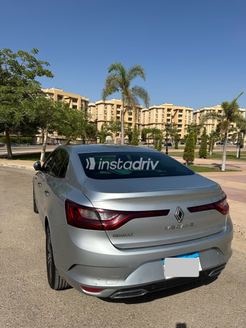 Renault Megane 2022 Silver CVT Used for Sale in Greater Cairo ( Cairo + Giza) - 8