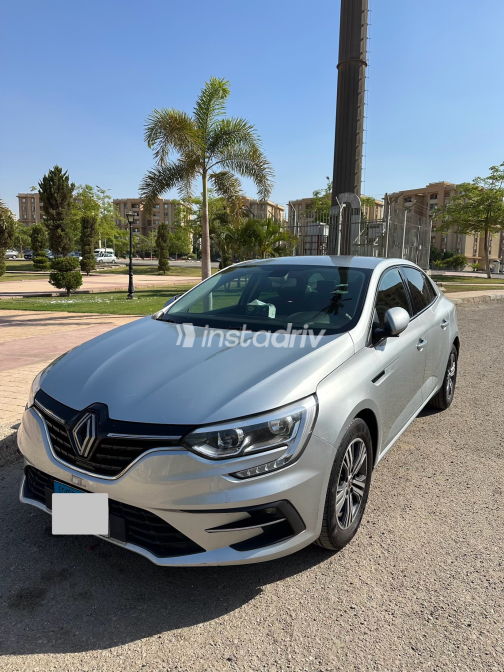 Renault Megane 2022 Silver CVT Used for Sale in Greater Cairo ( Cairo + Giza) - 9