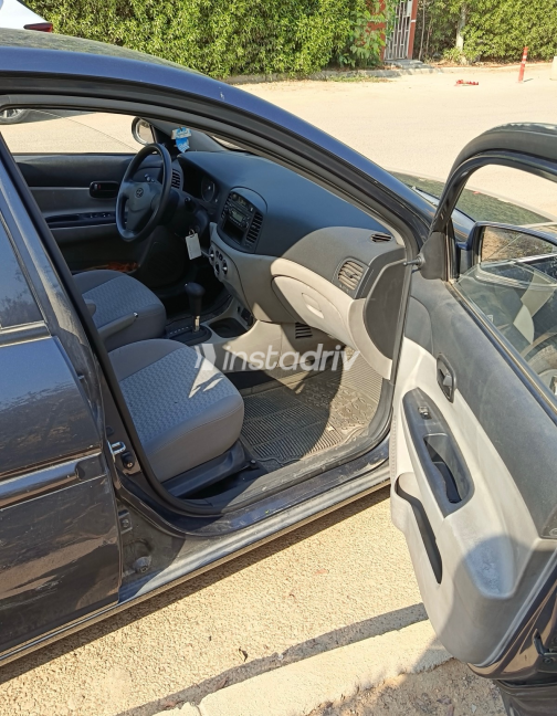 Hyundai Accent RB 2009 Blue Automatic Used for Sale in Greater Cairo ( Cairo + Giza) - 4