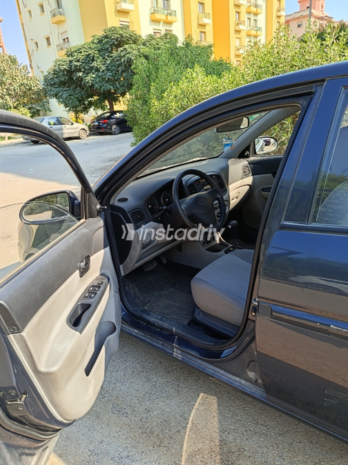 Hyundai Accent RB 2009 Blue Automatic Used for Sale in Greater Cairo ( Cairo + Giza) - 5
