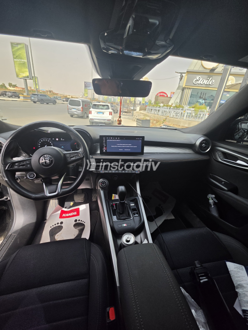 Alfa Romeo Tonale 2024 Black Automatic Used for Sale in Greater Cairo ( Cairo + Giza) - 4