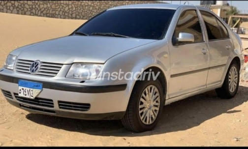 فولكس فاغن بورا 2000 فضي أوتوماتيك مستعملة للبيع في الجيزة - 1