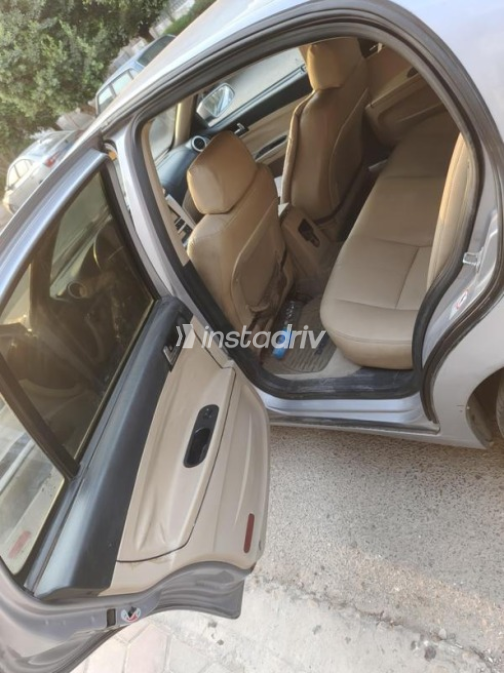 Brilliance Galena 2012 Silver Automatic Used for Sale in Cairo - 6