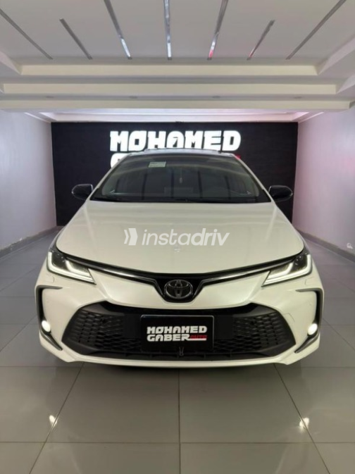 Toyota Corolla 2026 White Automatic Used for Sale in Cairo - 1