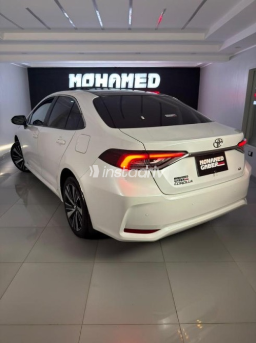 Toyota Corolla 2026 White Automatic Used for Sale in Cairo - 9