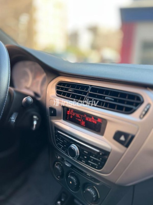 Citroën C Elysee 2020 Brown Automatic Used for Sale in Nasr city - 5