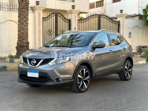 Nissan Qashqai 2017 White Automatic Used for Sale in Greater Cairo ( Cairo + Giza) - 4