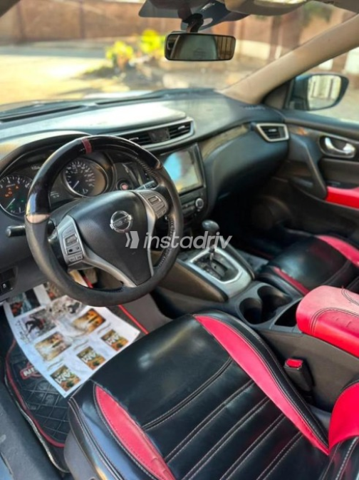 Nissan Qashqai 2017 White Automatic Used for Sale in Greater Cairo ( Cairo + Giza) - 7