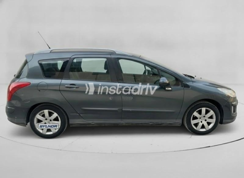 Peugeot 308 sw 2011 Dark Gray Automatic Used for Sale in El Manial - 2