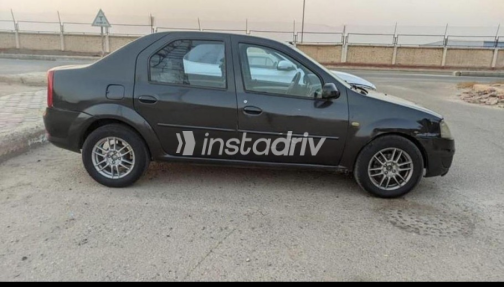 Renault Logan 2010 Black Automatic Used for Sale in Al Shorouk - 3