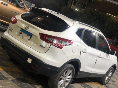 Nissan Qashqai 2016 White Automatic Used for Sale in Shobra - 4