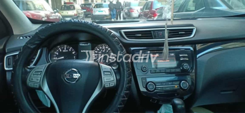 Nissan Qashqai 2016 White Automatic Used for Sale in Shobra - 7