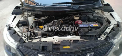 Nissan Qashqai 2016 White Automatic Used for Sale in Shobra - 8