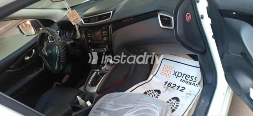 Nissan Qashqai 2016 White Automatic Used for Sale in Shobra - 9