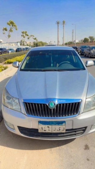 Skoda Octavia 2012 Silver Automatic Used for Sale in Cairo