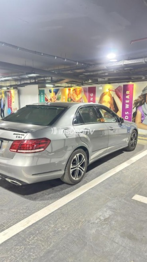 Mercedes E 250 2011 Silver Automatic Used for Sale in Shibin el Kom  - 4