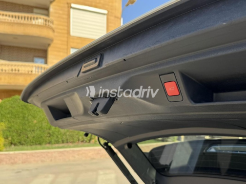 دى اس Ds4 2023 أبيض أوتوماتيك مستعملة للبيع في القاهرة - 2