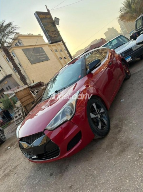 Hyundai Veloster 2012 Red Automatic Used for Sale in Shubra al-Khaimah - 2