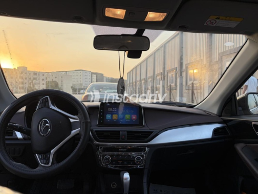 ساوايست A5 2023 أحمر غامق أوتوماتيك مستعملة للبيع في مصر الجديدة - 1
