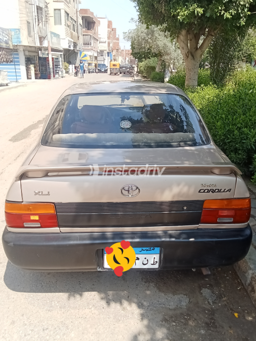 Toyota Corolla 1996 Gold Manual Used for Sale in Greater Cairo ( Cairo + Giza) - 2