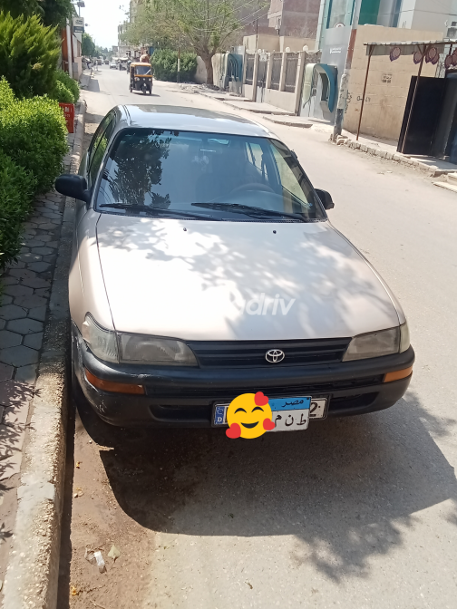 Toyota Corolla 1996 Gold Manual Used for Sale in Greater Cairo ( Cairo + Giza) - 5