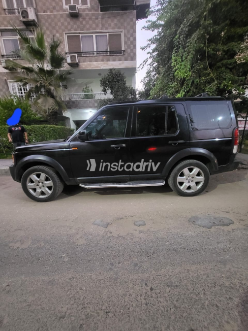 Land Rover lr3 2006 Black Automatic Used for Sale in Greater Cairo ( Cairo + Giza) - 2
