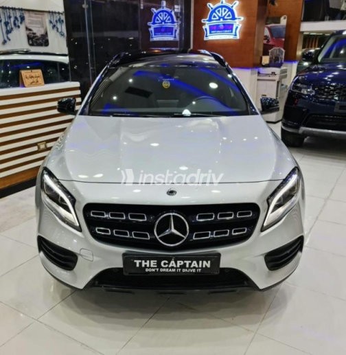 مرسيدس GLA 200 2020 فضي أوتوماتيك مستعملة للبيع في الإسكندرية - 2
