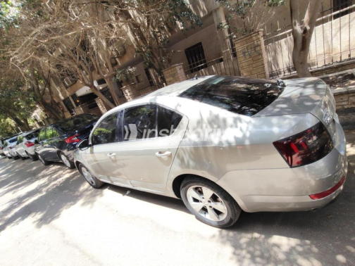 Skoda Octavia A7 2015 White Automatic Used for Sale in Cairo - 4