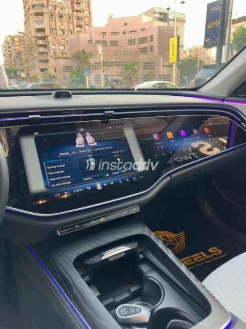 مرسيدس E 200 2024 أبيض أوتوماتيك مستعملة للبيع في القاهرة - 10