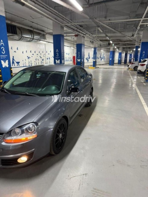 Volkswagen Jetta 2008 Dark Gray Automatic Used for Sale in 10th of Ramadan - 4