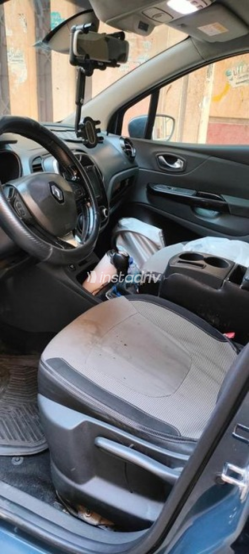 Renault Captur 2017 White Automatic Used for Sale in Greater Cairo ( Cairo + Giza) - 5