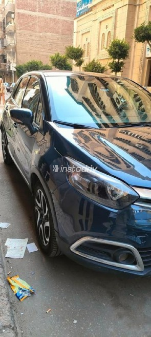 Renault Captur 2017 White Automatic Used for Sale in Greater Cairo ( Cairo + Giza) - 6