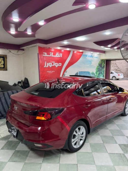 Hyundai Elantra AD 2020 White Automatic Used for Sale in Greater Cairo ( Cairo + Giza) - 5